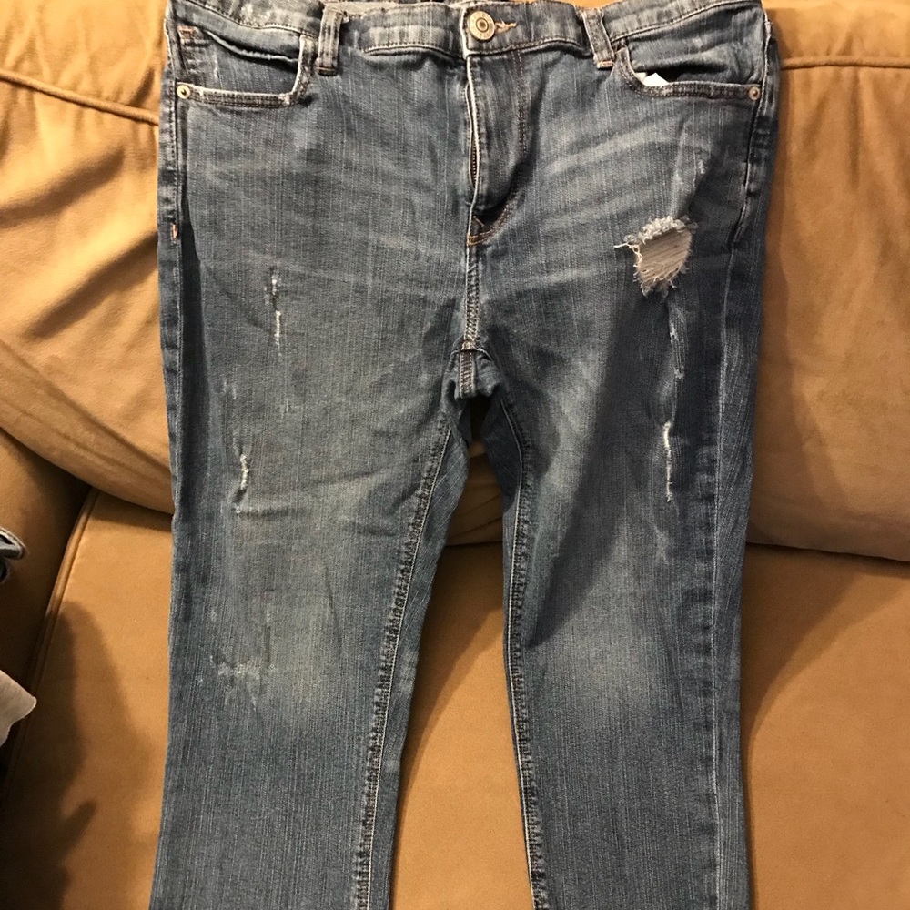 Express girlfriend mid rise cropped Jeans